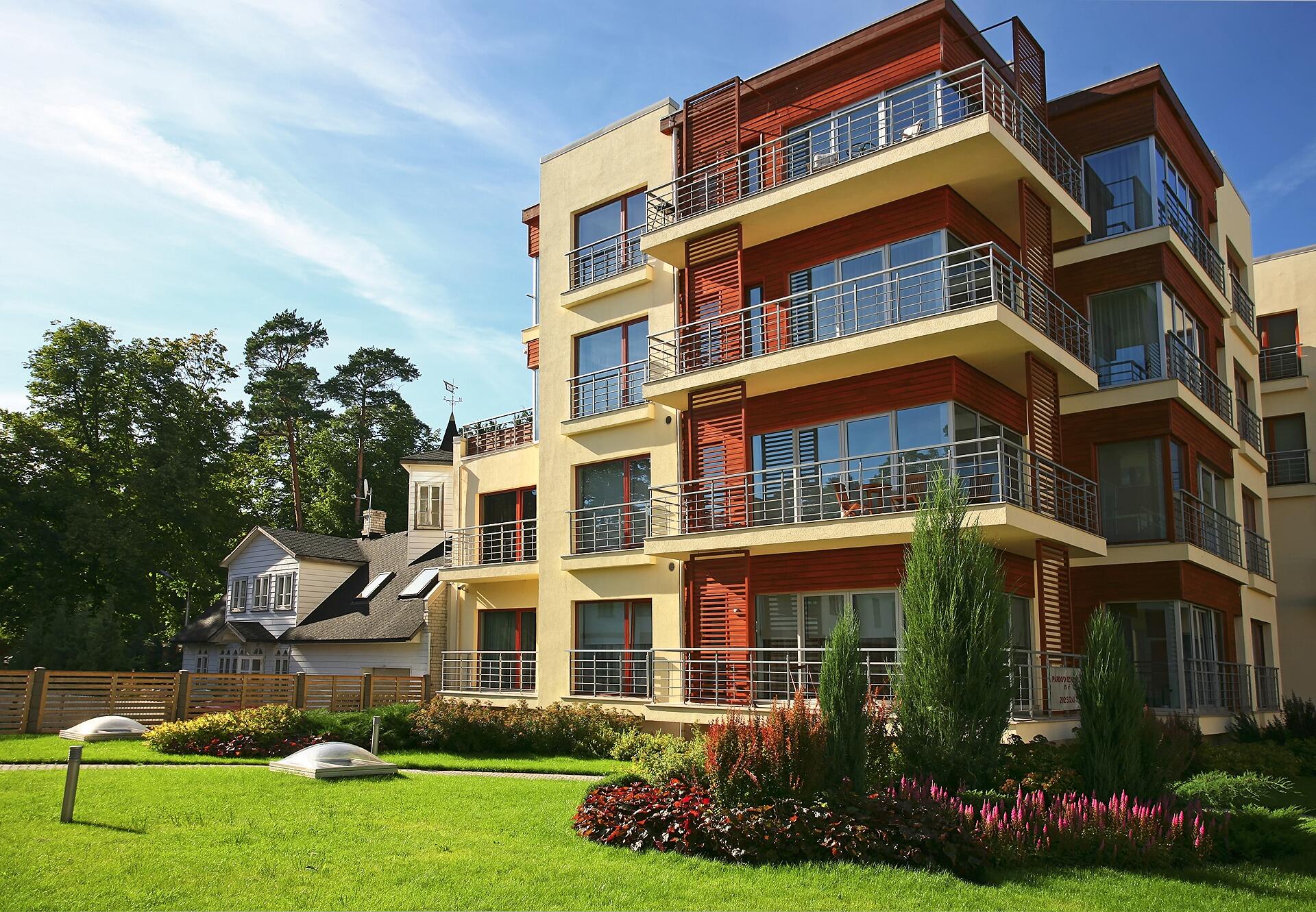 Painted Apartment Building by The Colorado Painting Company